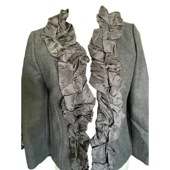 NWT $248 J CREW BLACK WOOL & SILK RUFFLE BLAZER SZ 0 - Picture 5 of 9